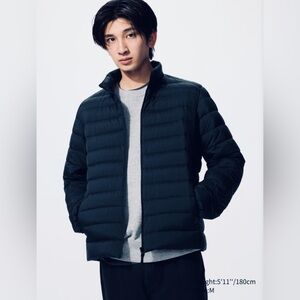 Uniqlo Men’s ULTRA LIGHT DOWN Jacket Puffer Navy NWT Sz L